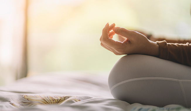 Restorative Yoga mit Hilfsmitteln